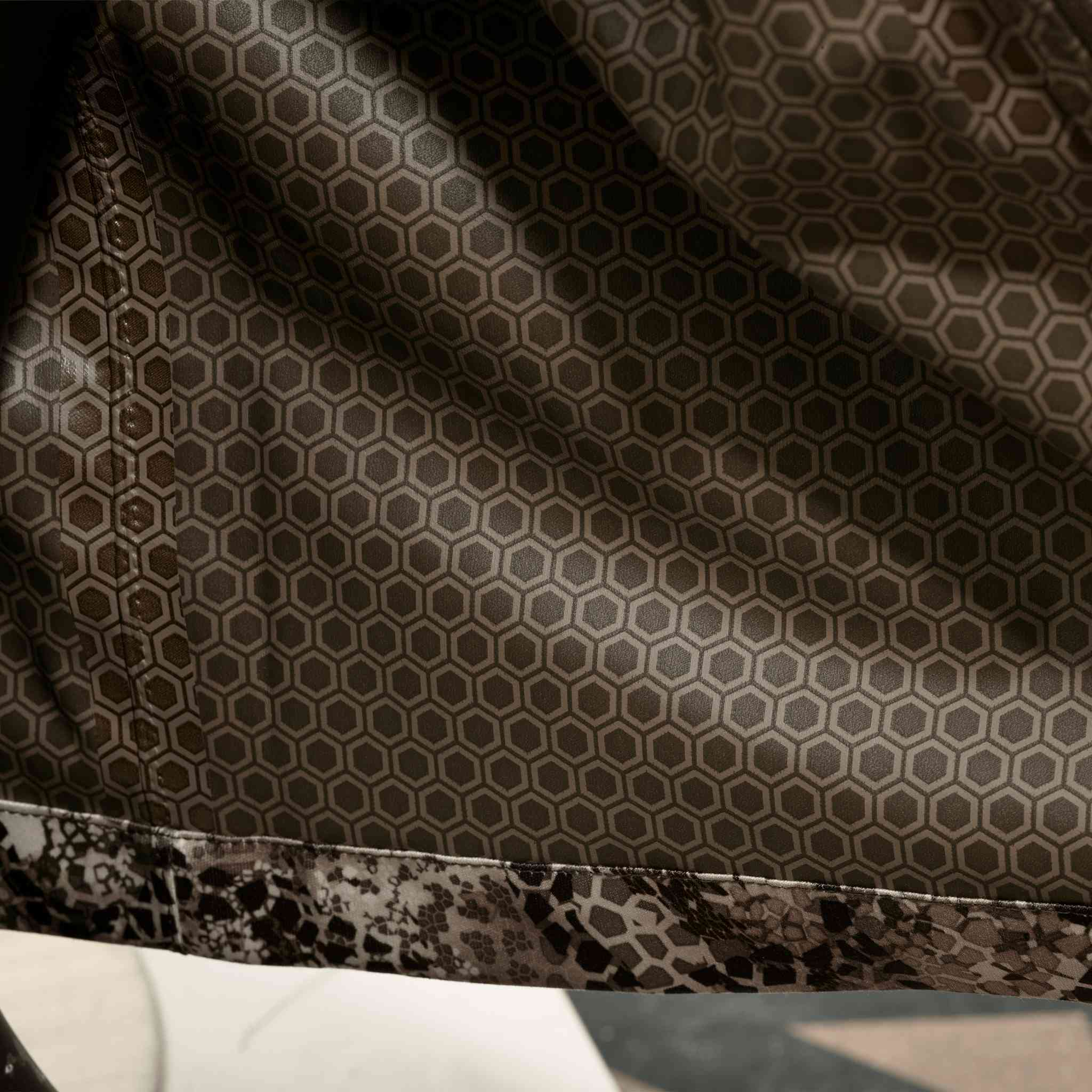 EXO RAIN PANT - Image 4
